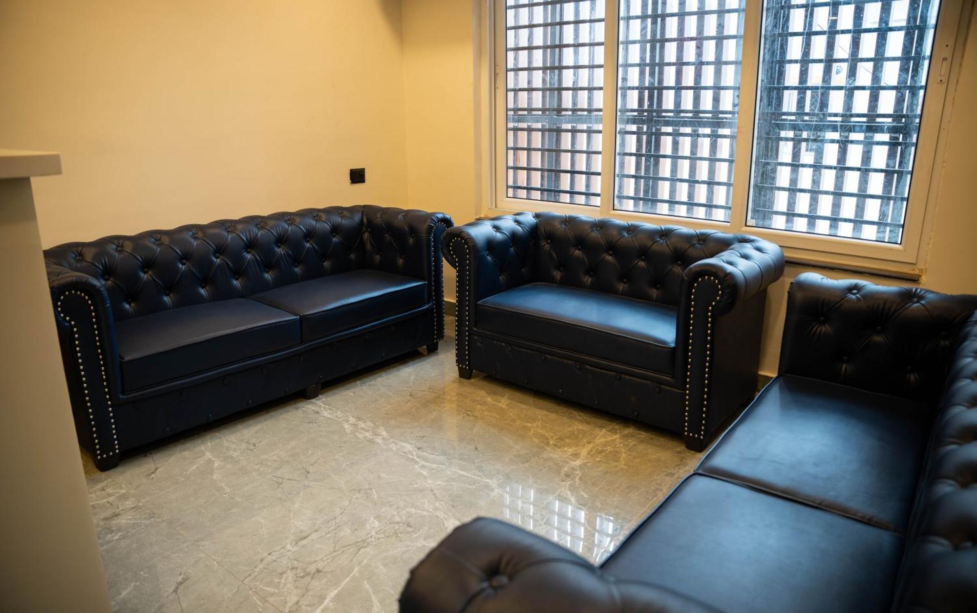 Hotel Orange Bhuvanesvar Kültér fotó