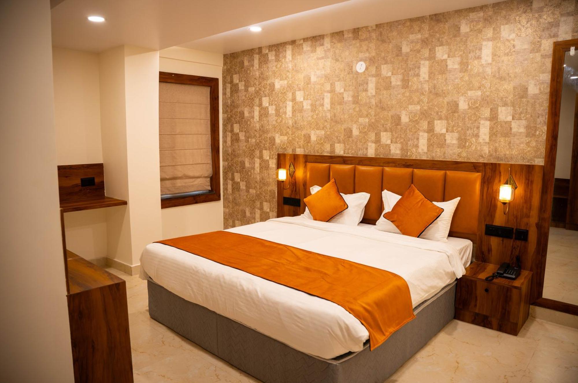 Hotel Orange Bhuvanesvar Kültér fotó
