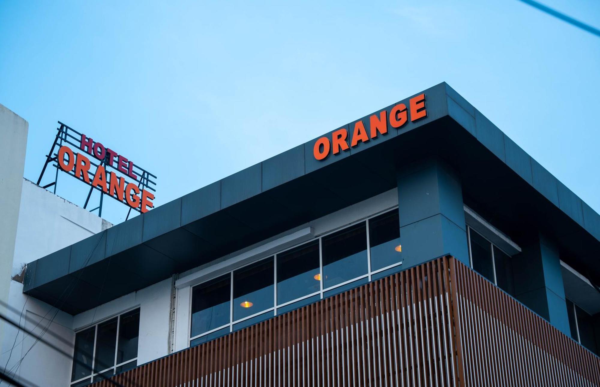 Hotel Orange Bhuvanesvar Kültér fotó